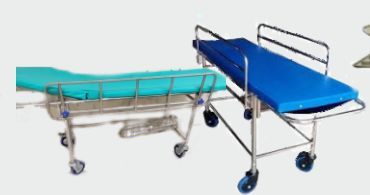 Rectangular Stainless Steel Patient Stretcher Trolley, Operating Type : Manual