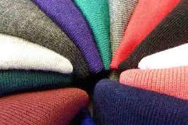 Multicolour Plain Knitted Polyester Fabric, For Garments, Packaging Type : Roll