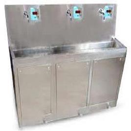 Automatic Sensor Operated Surgical Scrub Station, For Hospital, Hotel, Laboratory, Restaurant, Feature : Anti Corrosive