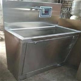 Polished Stainless Steel Surgical Scrub Stations, For Laboratory, Feature : Anti Corrosive, Durable