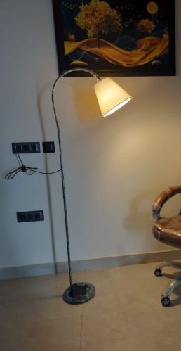 Iron Metal Plain LED Floor Lamp For Lighting, Hotel Use, Home