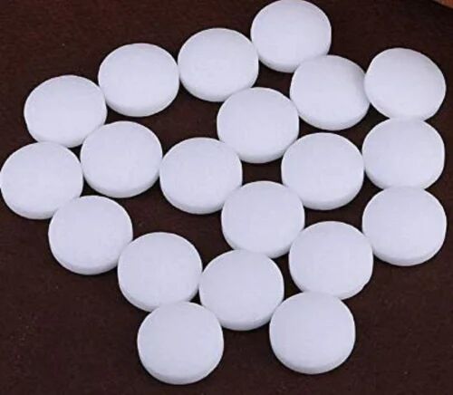 White Solid Round Camphor Tablets, For Worship, Industrial Use, Packaging Type : Packet