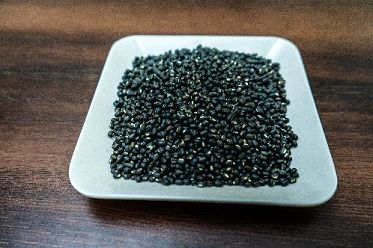 Granules Whole Black Urad Dal, For Cooking, Grade Standard : Food Grade