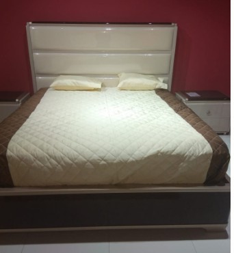 Cream and Brown Checked Quilt Bedding Set