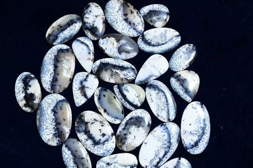 Polished Dendritic Opal Gemstone, For Jewellery, Feature : Colorful Pattern, Fadeless, Shiny Looks