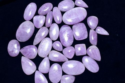 Natural Pink Kunzite Cabochon Gemstone, For Jewellery, Feature : Colorful Pattern, Fadeless, Shiny Looks