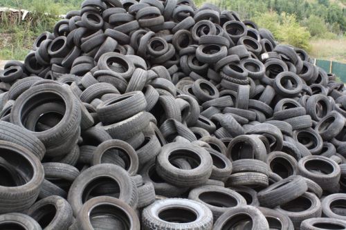 Rubber Second Hand Tyre, Color : Black