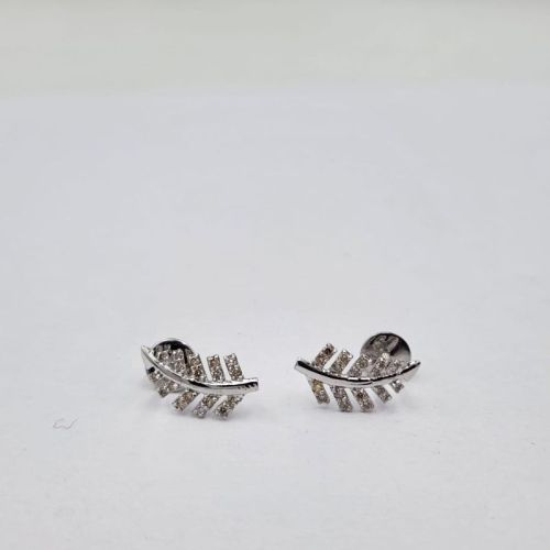 JCT9 Ladies Diamond Gold Earrings, Style : Antique