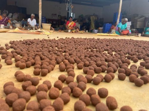 Peepal Seed Balls, Style : Dried