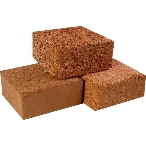 Brown CPOM Square Cocopeat Block, For Agriculture Use, Packaging Type : Plastic Lamination