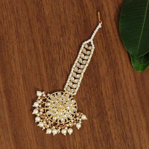 Gold Finishing Kundan Maang Tikka, Occasion : Party Wear