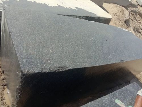 Polished Solid Black Granite Block, For Floor, Feature : Crack Resistance, Stain Resistance, Washable