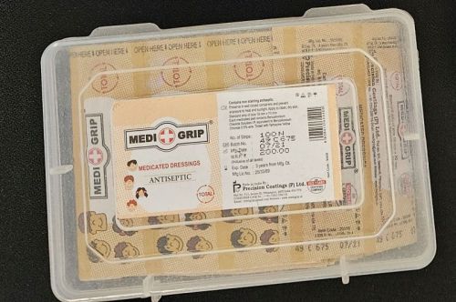 Medigrip Regular Adhesive Bandage, Packaging Type : Plastic Box