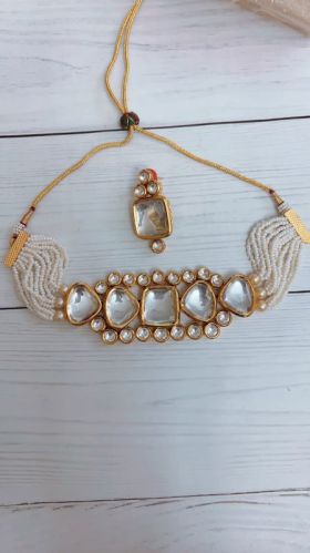 Brass Kundan Imitation Necklace Set, Occasion : Casual Wear, Party Wear
