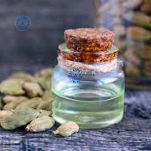 Liquid Cardamom Oil, For Medicnes, Cooking, Packaging Type : Drum