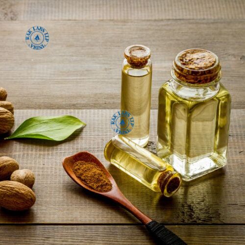 RAK Labs Nutmeg Oil, Packaging Size : 25 Kg