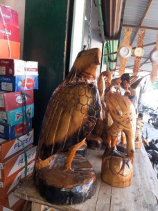 Polished Wooden Wood Craft For Gifting, Decoration