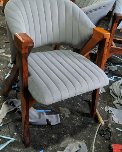 Plain Polished Wood Restaurant Chair, Shape : Round