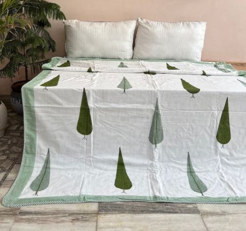 Printed Leaf Floral Design Cotton Dohar, Color : Green White