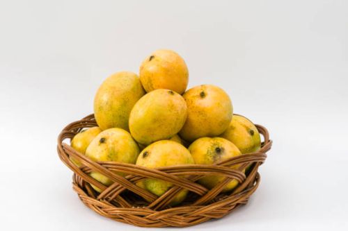 Natural Fresh Mango, Color : Yellow, Packaging Type : Paper Box