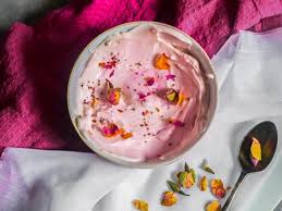 Rose Flavoured Shrikhand, Packaging Type : Plastic Container