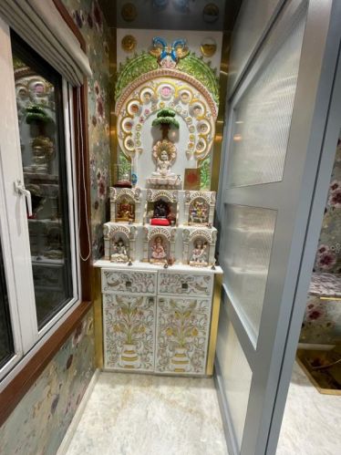 Polished White Marble Temple Carving