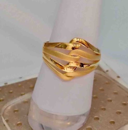 Ladies Gold Ring, Color : Golden