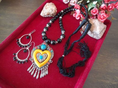 Heart Handmade Necklace Set, Gender : Female