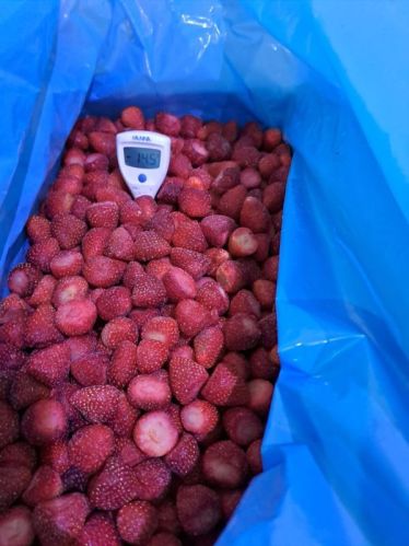 Tribal Heritage Common Frozen Strawberries, Shape : Round