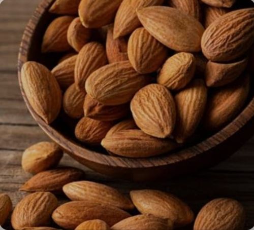 Common Hard Almond Nuts for Milk, Sweets