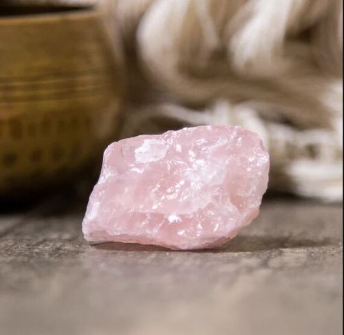 Rose Quartz Stone, Form : Lumps