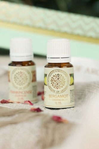 Skin Care Oil, Packaging Type : Bottle