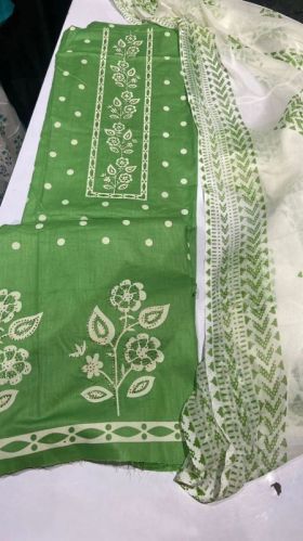 Green Cotton Printed Un Stitched Suits
