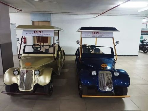 6 Seater Royal Electric Vintage Car For Resort Areas