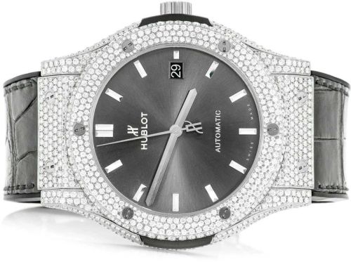 Hublot Classic Moissanite Diamond Watch, Display Type : Analog