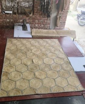 Hexagonal Pattern Jute Carpet For Home