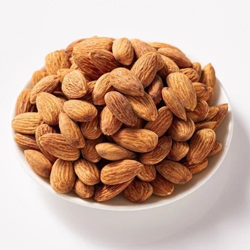 Common Sweet Almond Nuts For Milk