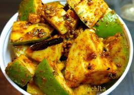 Homemade Mustard Seeds Mango Pickle, Packaging Type : Plastic Bottle