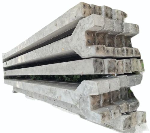 Polished 12 Feet RCC Poles For Fencing