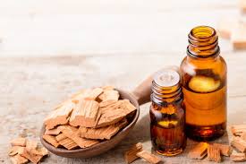 Pure Sandalwood Oil For Used In Cosmetic Industry