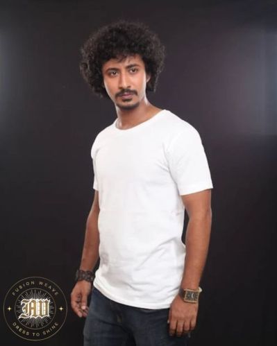 Fusion Weave Cotton Tshirts All Sizes, Gender : Mens