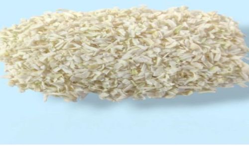 Natural Dehydrated White Onion Chopped, Packaging Type : Packet For Cooking