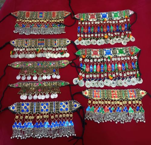 Polished Metal Vintage Jewelry, Technics : Handmade