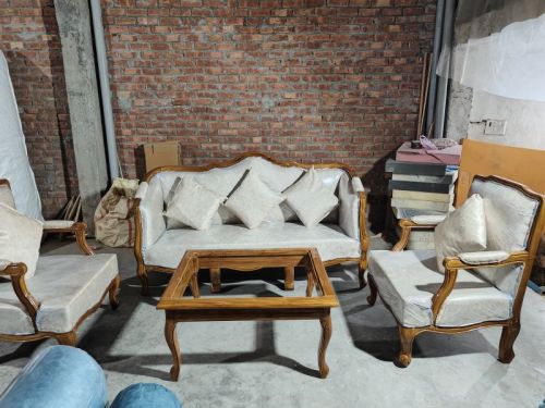 Modern 5 Seater Sofa Set With Center Table