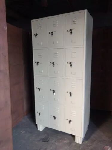 Steel 12 Door Employee Locker With Keys