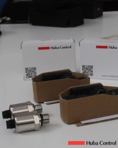Pressure Transmitter Huba Control Part No 520.930s032401 Range 0-10 Bar