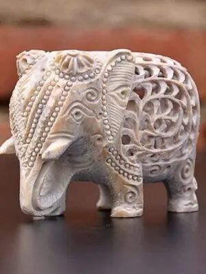 Stone Artwork – Figurines