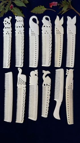 Bone Comb With New Style 8 Cm, 10 Cm 19 Cm, Packaging Size : Export Packing