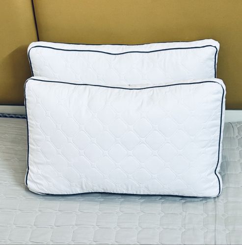 Elite Inn Reliance Fiber Quilted Bed Pillow, Color : White 17x 27 Inch, Technics : Handloom