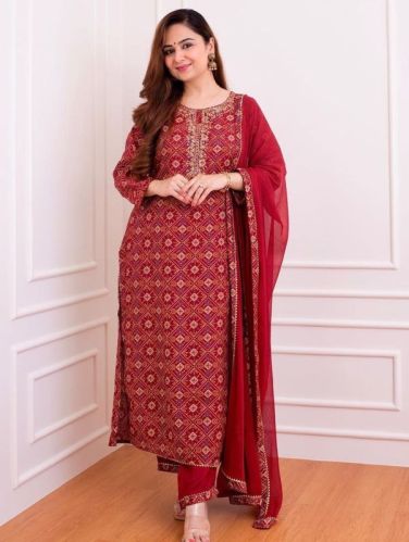 Printed Georgette Gorgeous Red Bandhani Suit, Sleeve Type : Half Sleeve